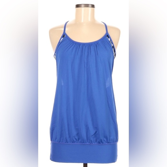 lululemon athletica Tops - Lululemon Blue Tank Top with Built-In Sports Bra Women’s Size 4